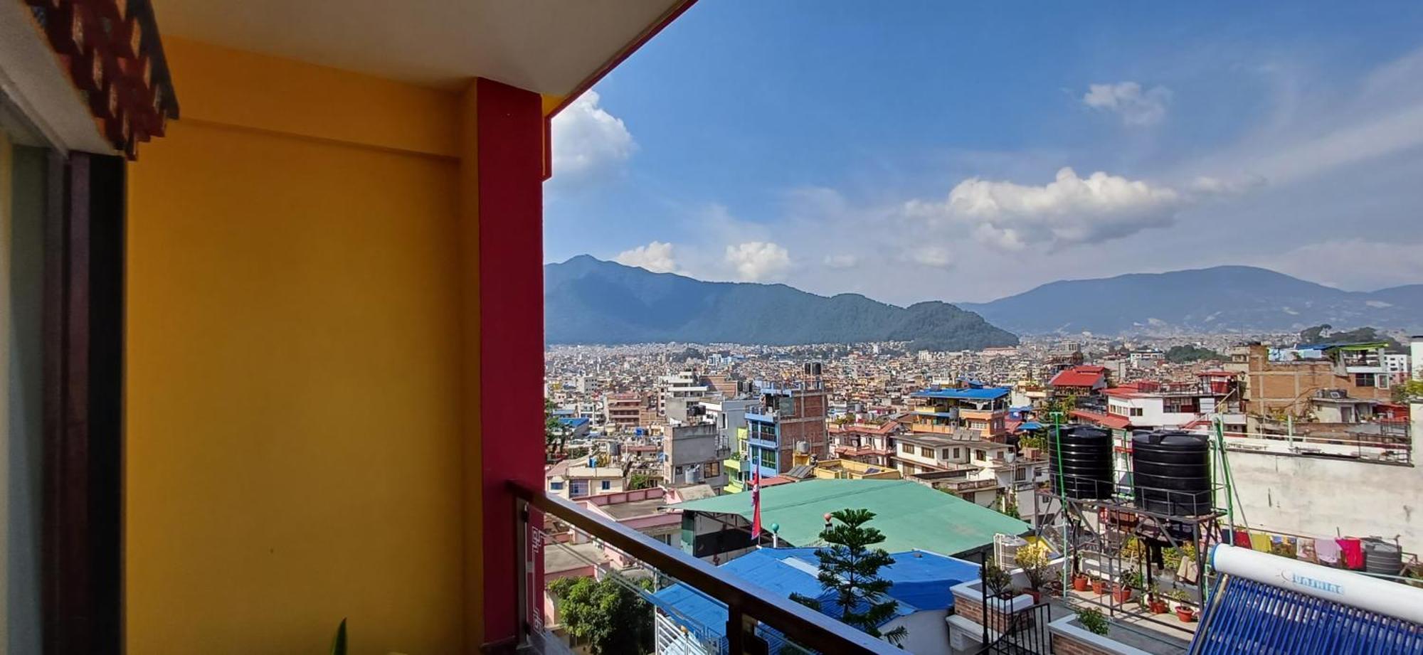 Hotel Yakroo Manang Káthmándú Exteriér fotografie
