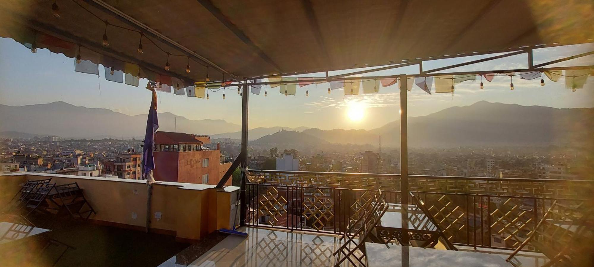 Hotel Yakroo Manang Káthmándú Exteriér fotografie