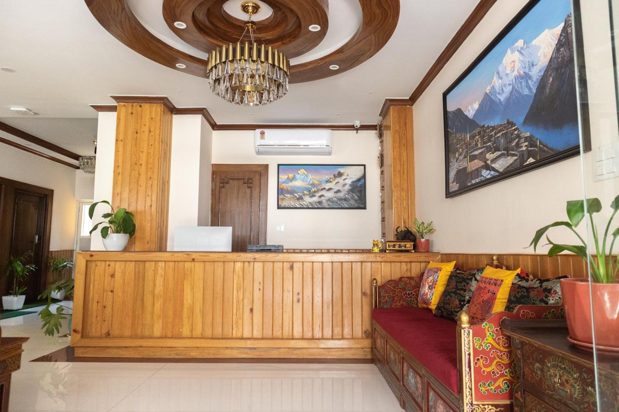 Hotel Yakroo Manang Káthmándú Exteriér fotografie