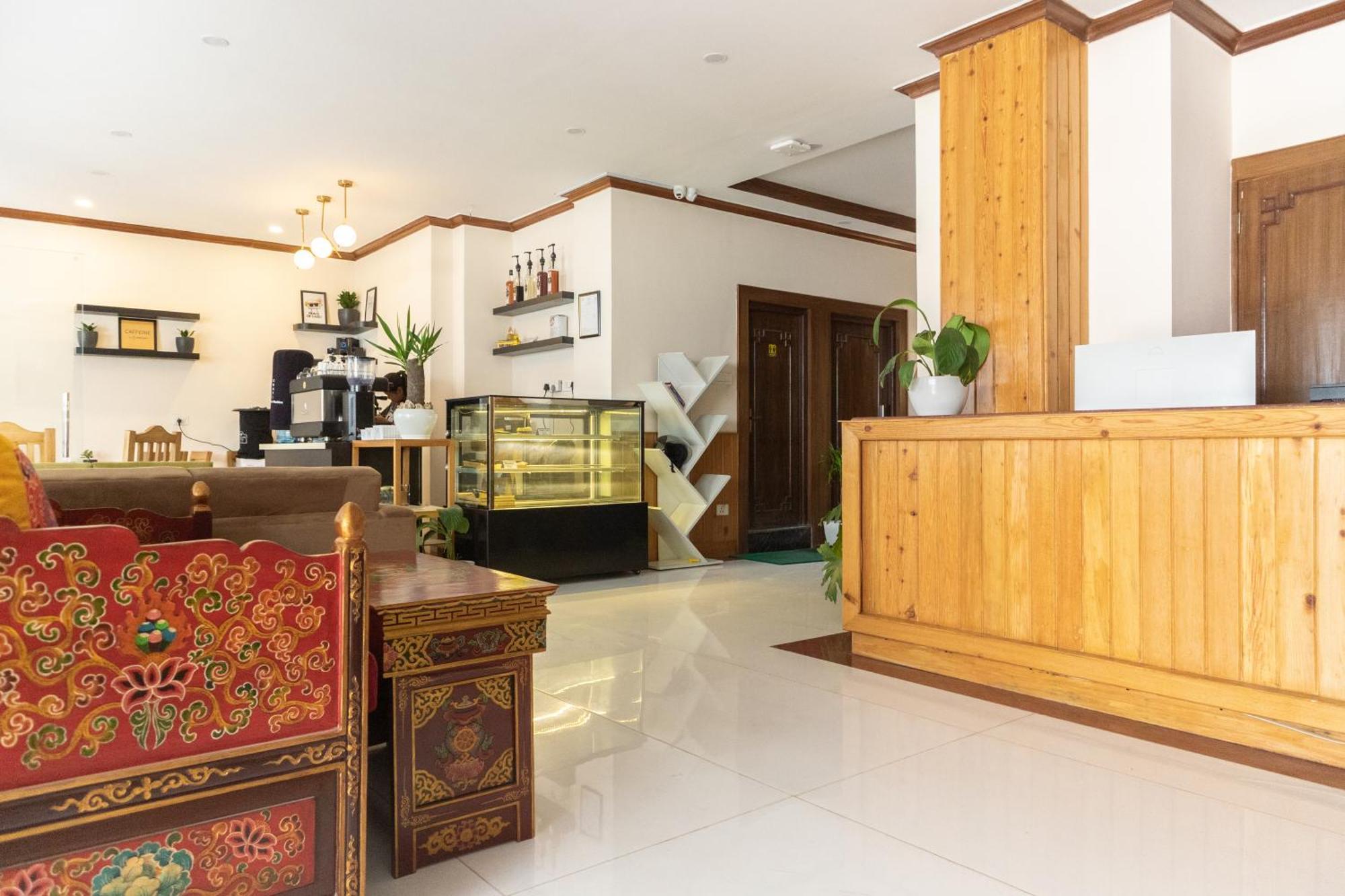 Hotel Yakroo Manang Káthmándú Exteriér fotografie